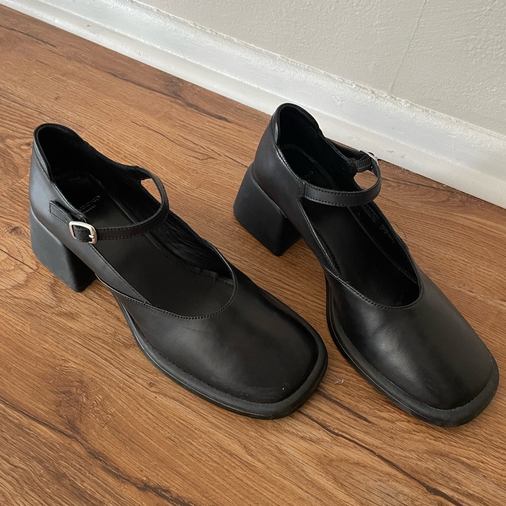 Vagabond Mary Jane’s